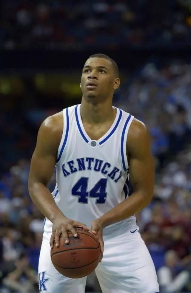 突破和头球 突破和头球