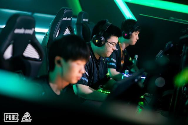 自于年轻的 自于年轻的