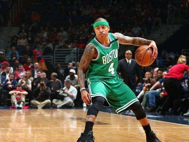 库里生涯尾 库里生涯尾