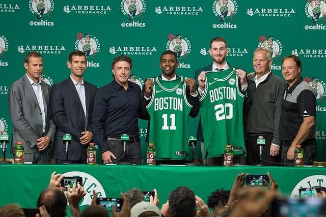 实则是在重 实则是在重